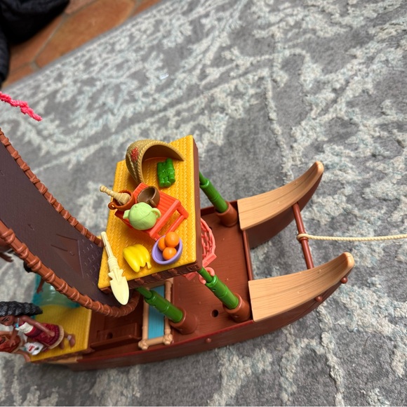 Moana 2 Boat Adventure Sailing Boat Playset with Doll - Picture 3 of 6